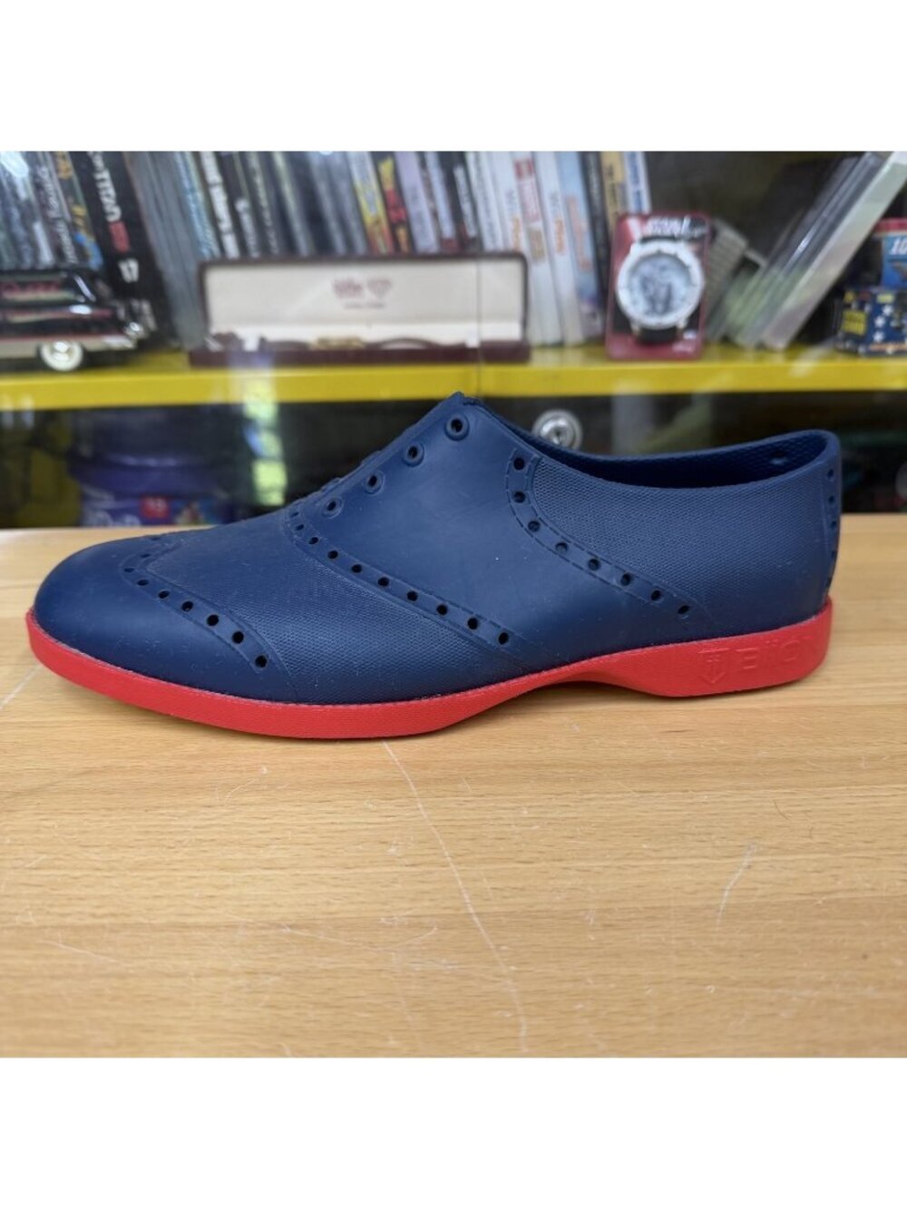 Biion Wingtip Rubber Golf Shoes Navy Blue Red Women US 8